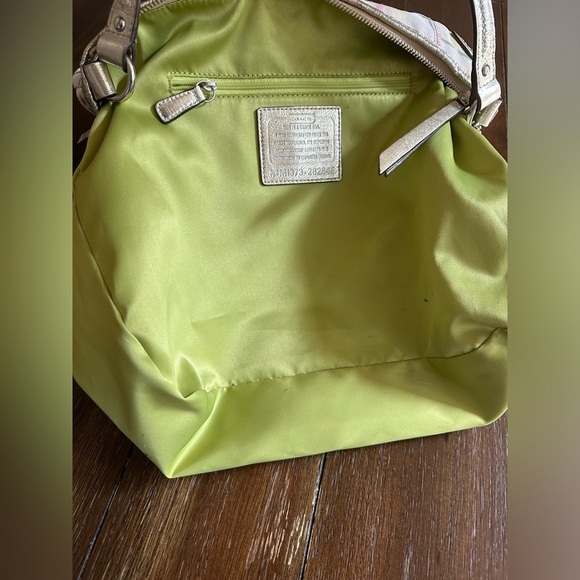 Coach signature logo shoulder bag - Picture 9 of 16